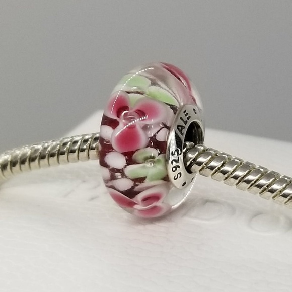 pandora murano daisy charm pandora murano daisy charm